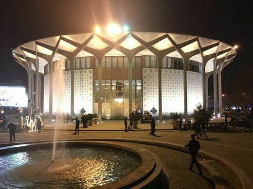 وضعیت نگهداری اسناد تئاترشهر چگونه است؟