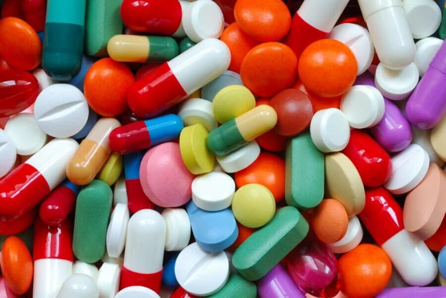 مصرف خودسرانه و بی‌فایده آنتی‌بیوتیک در ایران بسیار بالاست