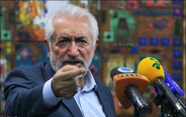کنایه تند کاندیدای انتخابات ۱۴۰۰ به محمود احمدی نژاد /برای خود هیچ مسما و اسمی قائل نیستم