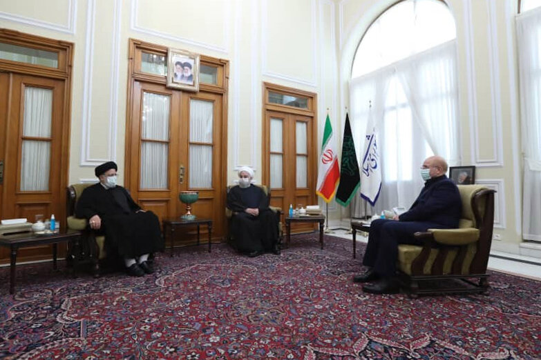 روحانی: ملت ایران دو ۲۰ کسب کرد/ درباره بی‌اثر کردن تحریم‌ها با دیگر سران قوا اتفاق نظر داریم