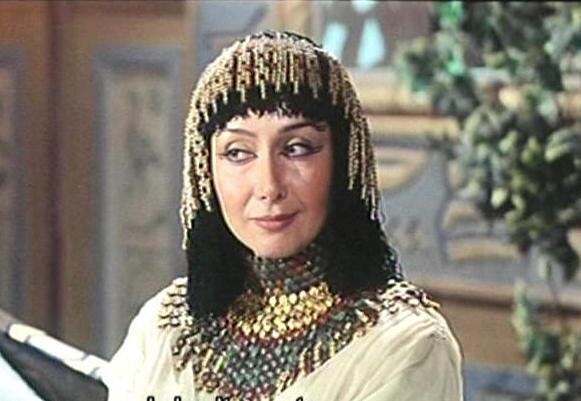 ماجرای حرفهای حاشیهساز کتایون ریاحی درباره سریال «یوسف پیامبر»