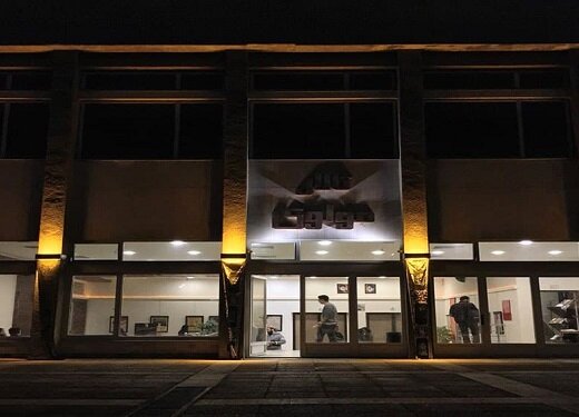 «غرب حقیقیِ» پرویز پرستویی به تئاتر مولوی میآید