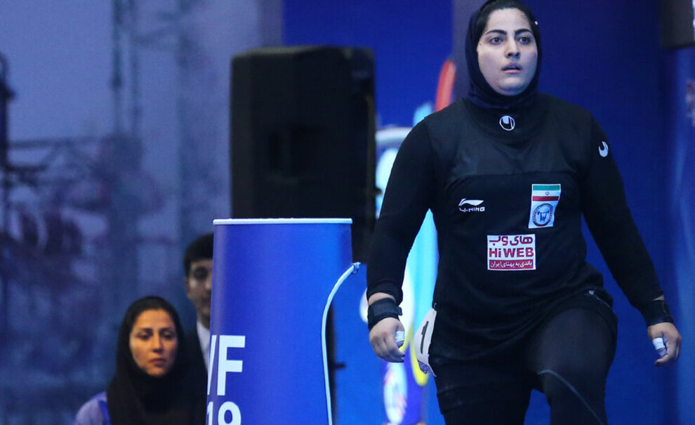 اختصاصی خبرآنلاین| وزنه بردار زن ایرانی سهمیه المپیک گرفت
