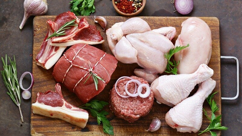 پیش‌بینی یک فعال یاقتصادی از قیمت‌ها/ گوشت و مرغ را چقدر گران می‌ شود؟
