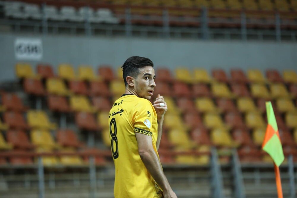 استقلال پیشنهاد داد اما پرسپولیسی‌ام!