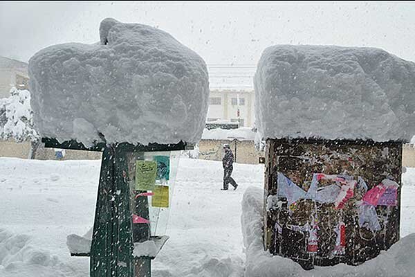 جاده‌های ۱۸ استان زیر بارش برف و باران