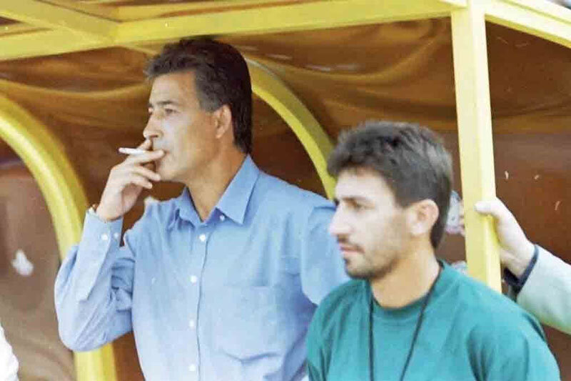 تصاویر | قاب‌های قدیمی از اسطوره‌های استقلال روی نیمکت؛ از حجازی تا پورحیدری