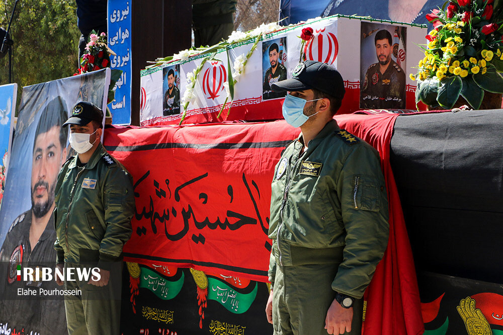 تصاویر | تشییع پیکر شهید خلبان «صادق فلاحی» در شیراز