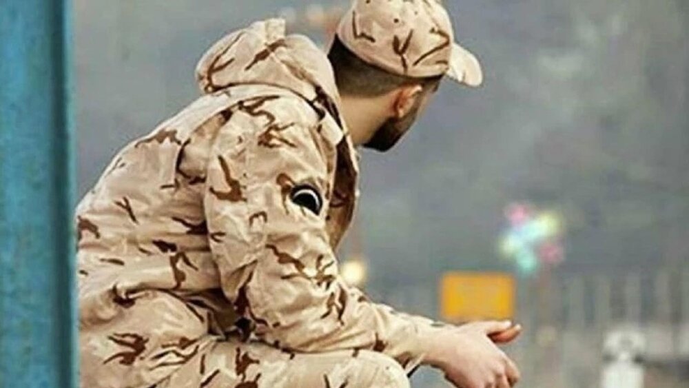 فروردین از افزایش حقوق سربازان خبری نیست