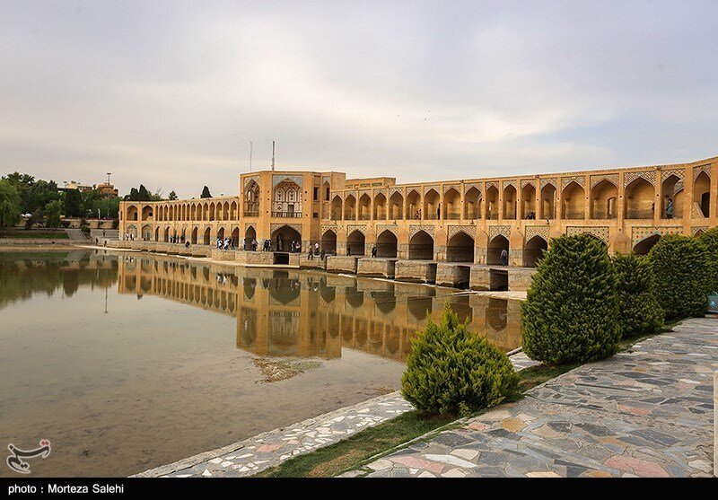 زاینده‌رود پٌرآب شد