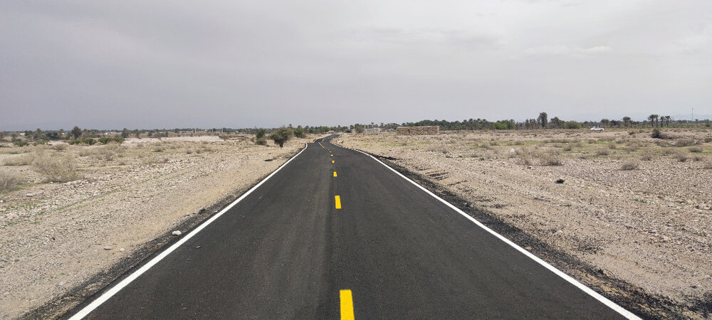 استان هرمزگان در سال ۱۴۰۰ رتبه اول کشوری جهت احداث و آسفالت راههای روستایی را کسب کرد