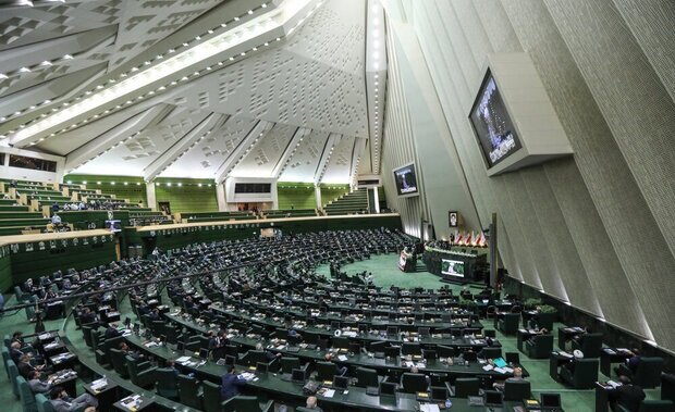 حقوق امسال نمایندگان چقدر است؟/ ۱.۷ هزار میلیارد تومان بودجه “سایر” در اختیار مجلس