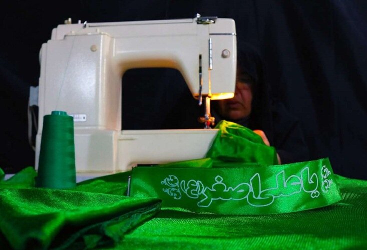 دوخت هفت هزار سری لباس برای شیرخوارگان حسینی در قزوین