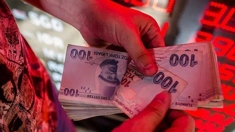 لیر بدترین ارز در بازارهای نوظهور لقب گرفت