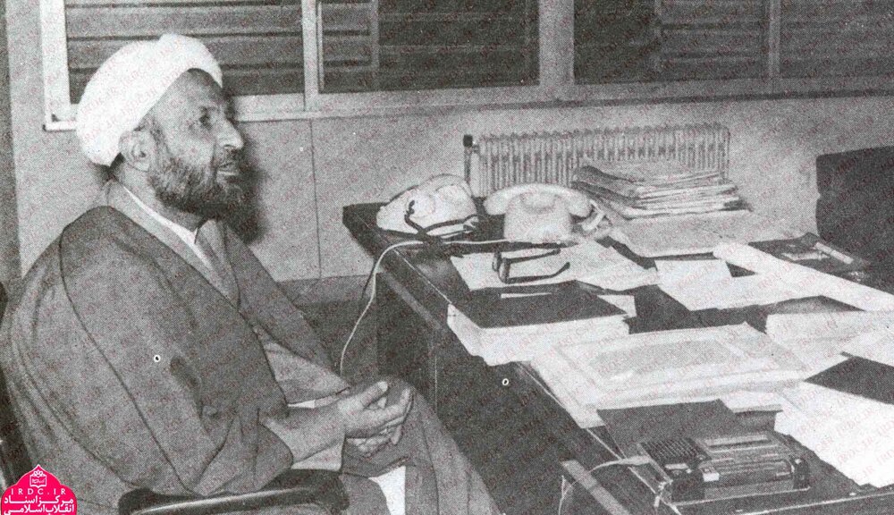 فرجام آیتالله و طلبه انگلیسی نخوان