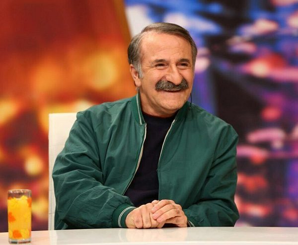 گفتگوی تصویری با مهران رجبی در بیمارستان/ ویدئو