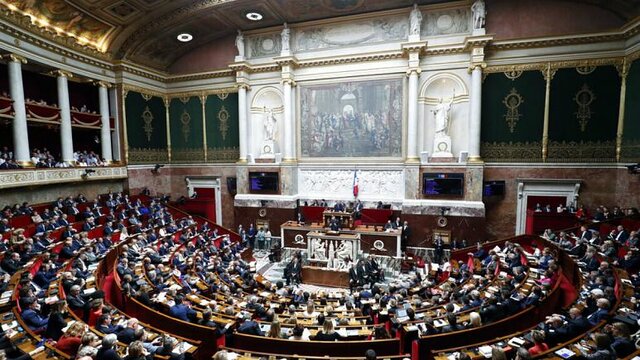 جنجالی شدن لایحه ممنوعیت حجاب، در پارلمان فرانسه