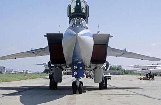 پیشرفته‌ترین جنگنده روسیه وارد سوریه شد/ عکس